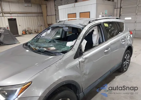 2017 Toyota Rav4 Le z USA, uszkodzony, nr VIN 2T3ZFREV9HW334212